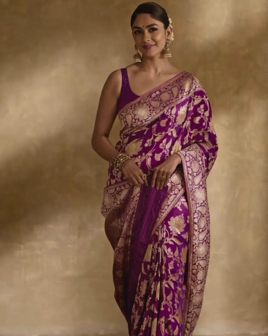Regal Purple Banarasi Silk Saree with Intricate Golden Zari Floral Weaves