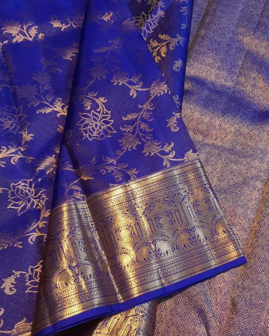 Majestic Royal Blue Kanchipuram Silk Saree with Intricate Floral Zari