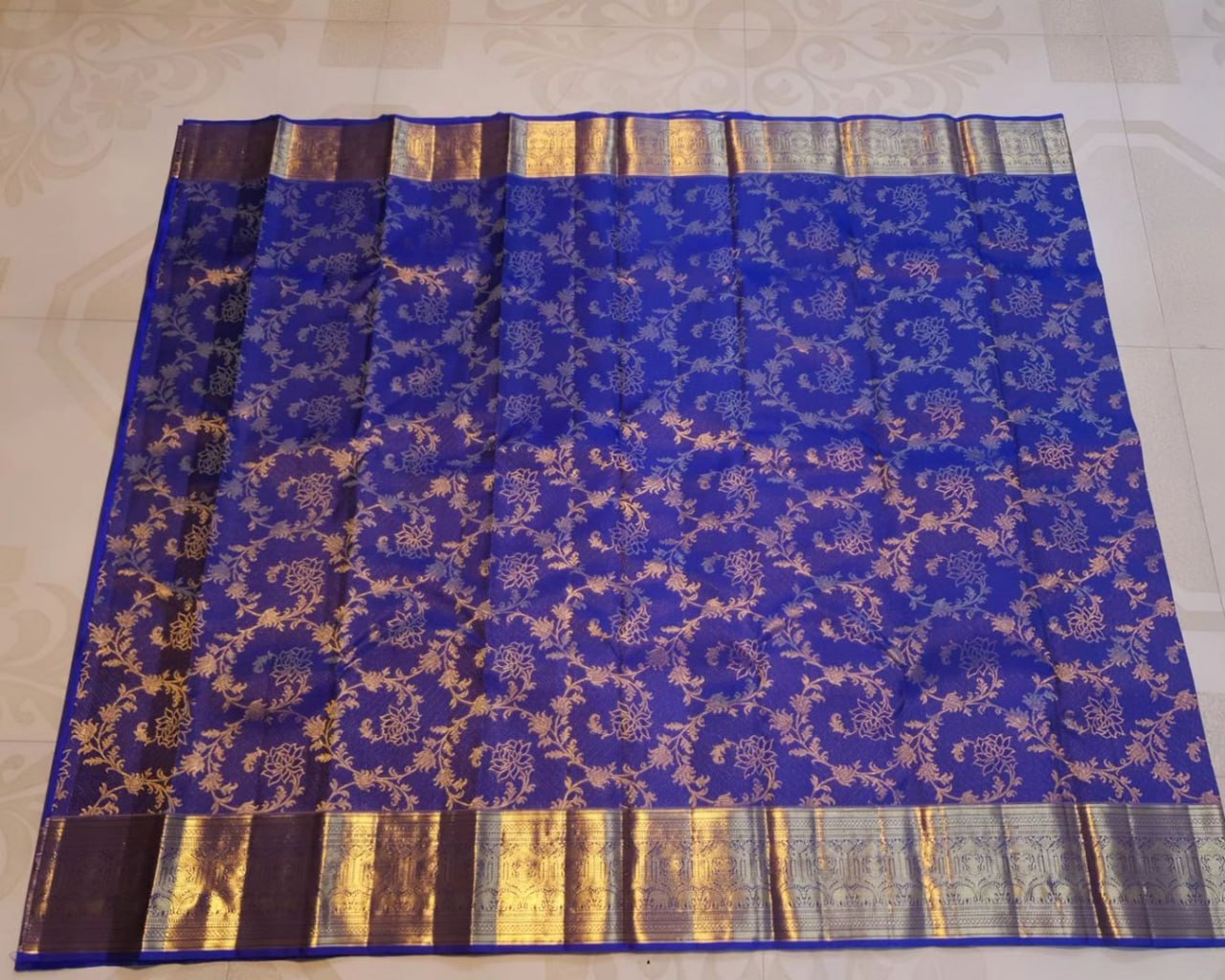 Majestic Royal Blue Kanchipuram Silk Saree with Intricate Floral Zari