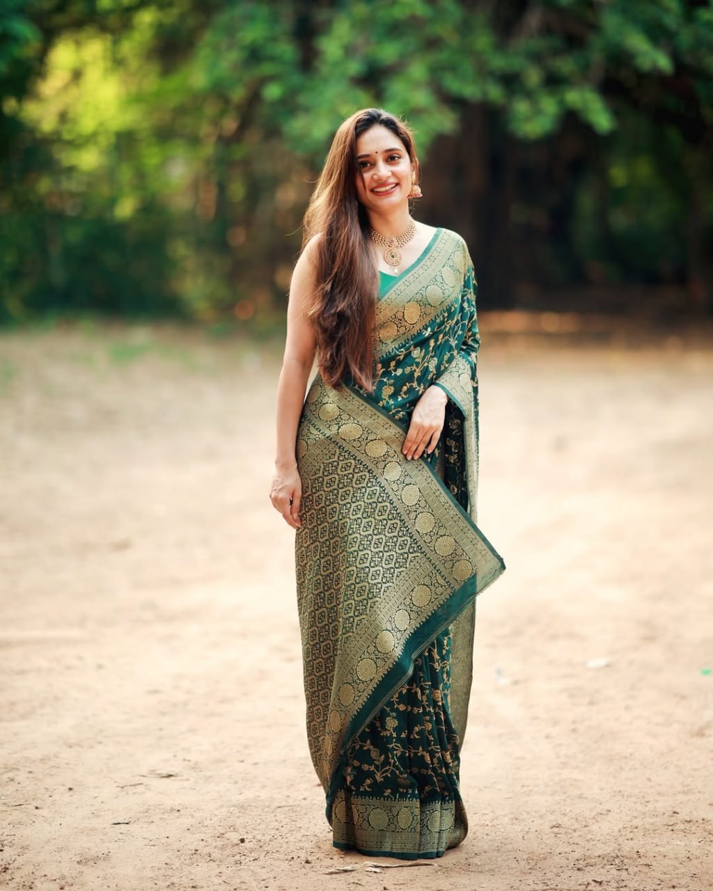 Emerald Green Banarasi Silk Saree with Gold Floral Zari Weaving