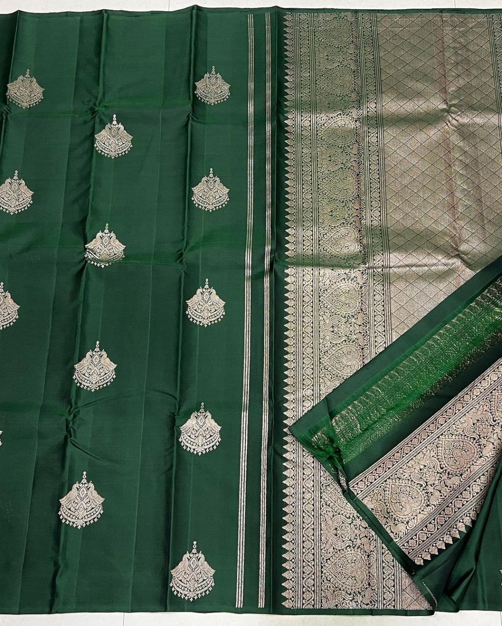 Dark green Banarasi Soft Silk Saree